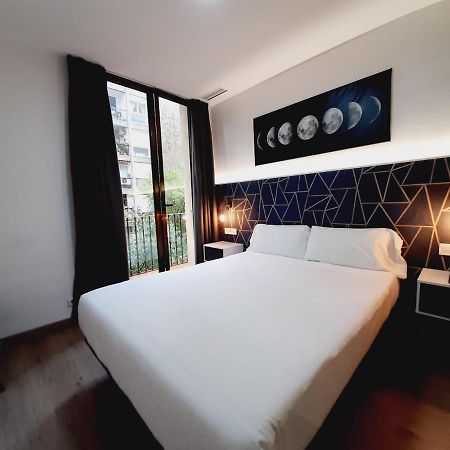Hostal Laia By Gaiarooms Barcelona Kültér fotó