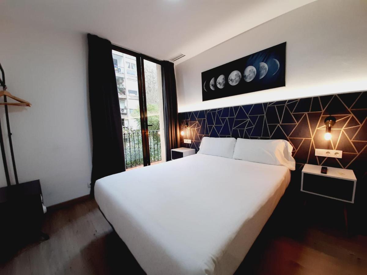 Hostal Laia By Gaiarooms Barcelona Kültér fotó