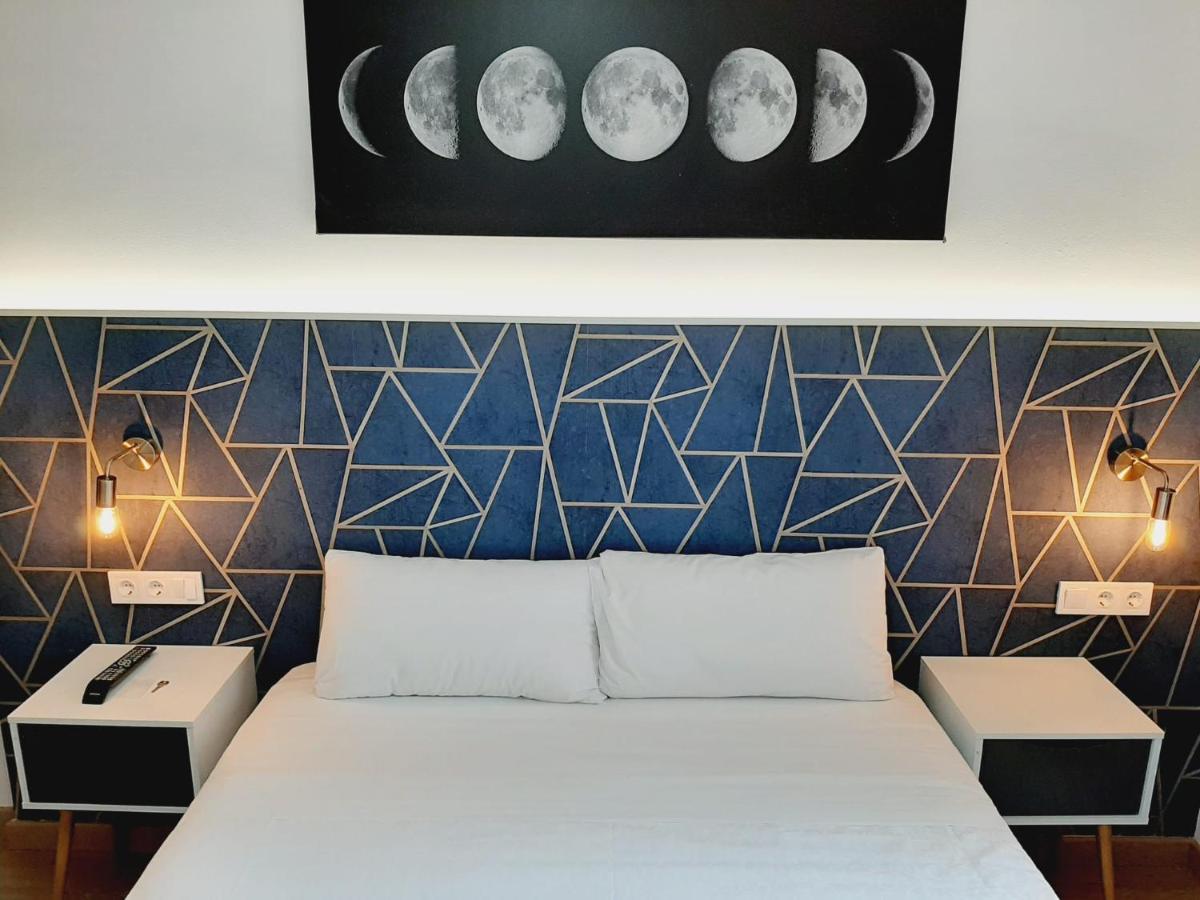 Hostal Laia By Gaiarooms Barcelona Kültér fotó